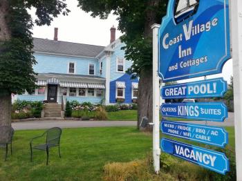 Coast Village Inn and Cottages